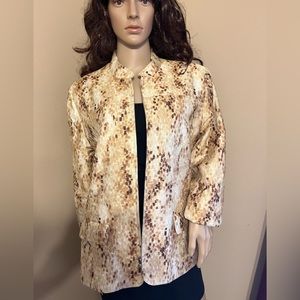 Size 14 Alfred Dunner Snake print with gold sparkle throughout.  Zipper front